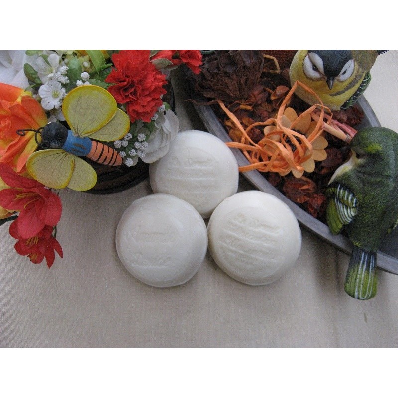Savon de Marseille en savonnettes rondes 3 x 150 gr Amande Douce