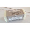 Savon détachant au bicarbonate
